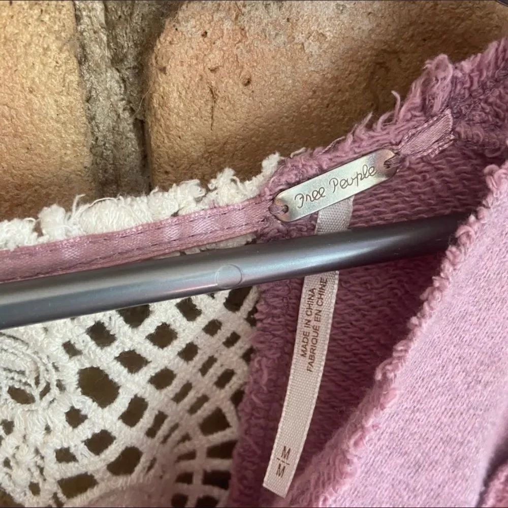 ✨HP✨Free People Crochet Open Back Sweatshirt✨ - Picture 5 of 6